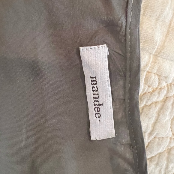 Army green, flowy and airy on. Tie up front, loose bottom to tuck or wear loose - Picture 6 of 6